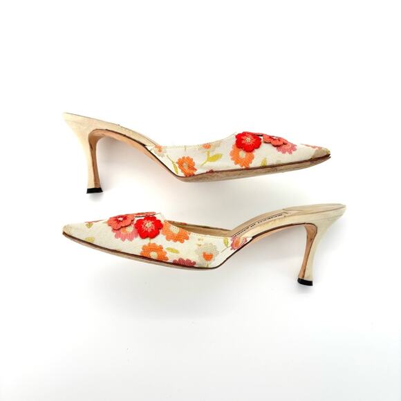 Manolo Blahnik Retro Vintage Floral Applique Pointed Toe Kitten Heel Mules 36.5 - Picture 4 of 6